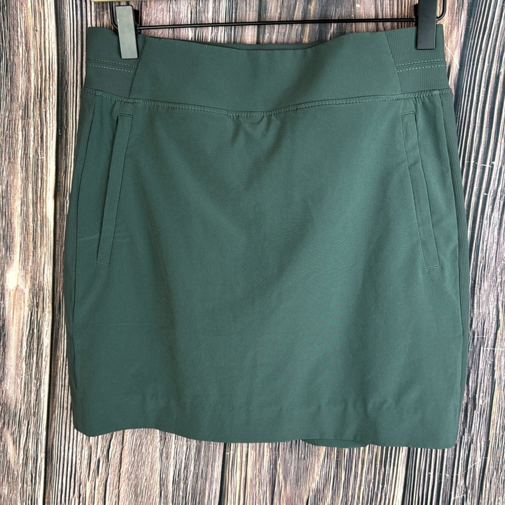 Athleta Gray Golf High-Waisted Skort- Size 2